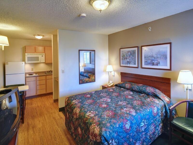 Intown Suites Extended Stay Lewisville Tx - East Corporate Drive Exteriör bild